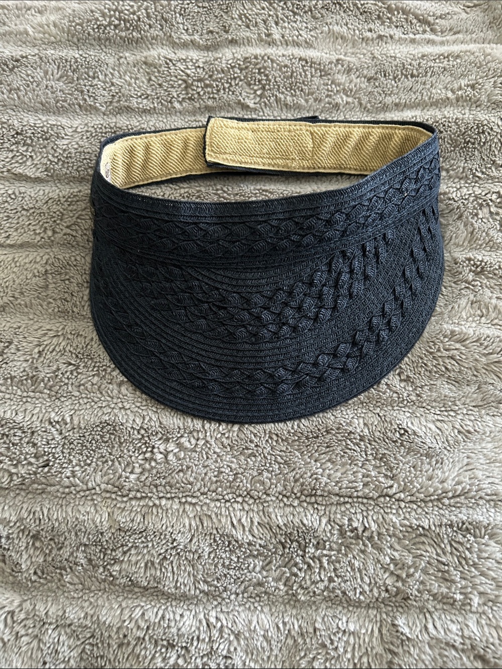 Sun and SandClassic Black Braided Straw Visor with Light Inner Band